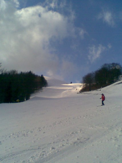 lyžovačka dole Holou