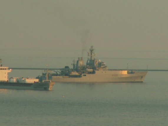 Vojenské lode v Plymouth Sound